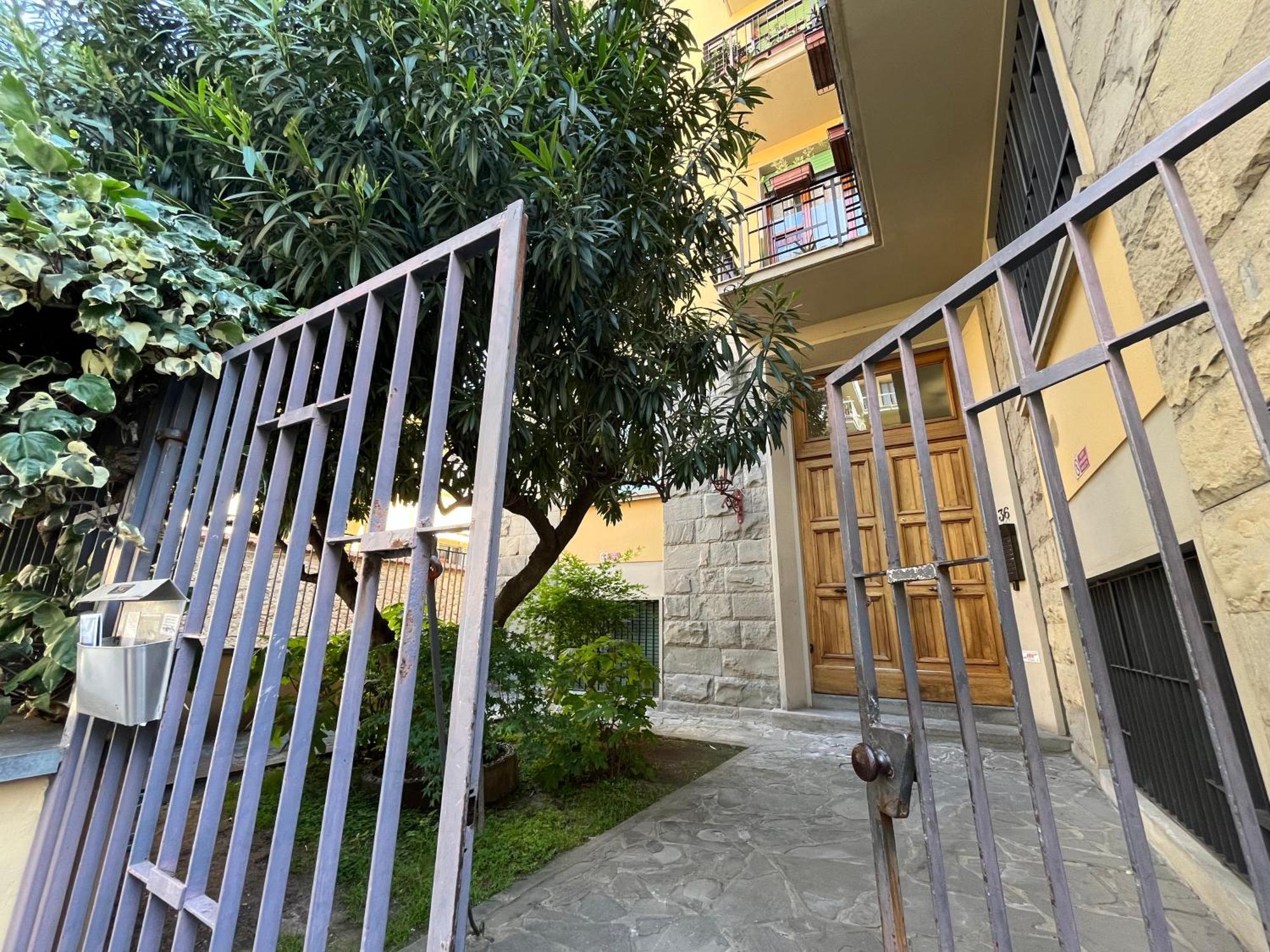 Orcagna Suite With Parking Florenz Exterior foto